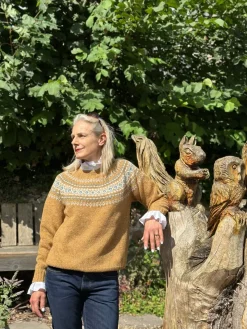 Harley of Scotland Sweaters & Jumpers|Sweaters & Jumpers<Women's Fair Isle Crew Neck