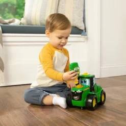 Kayes Of Cardiff Toys<John Deere Key 'N Go Tractor