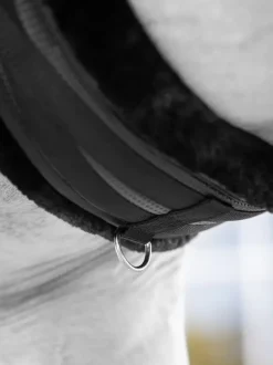 LeMieux Girths<Fleece Lined Anatomic Girth